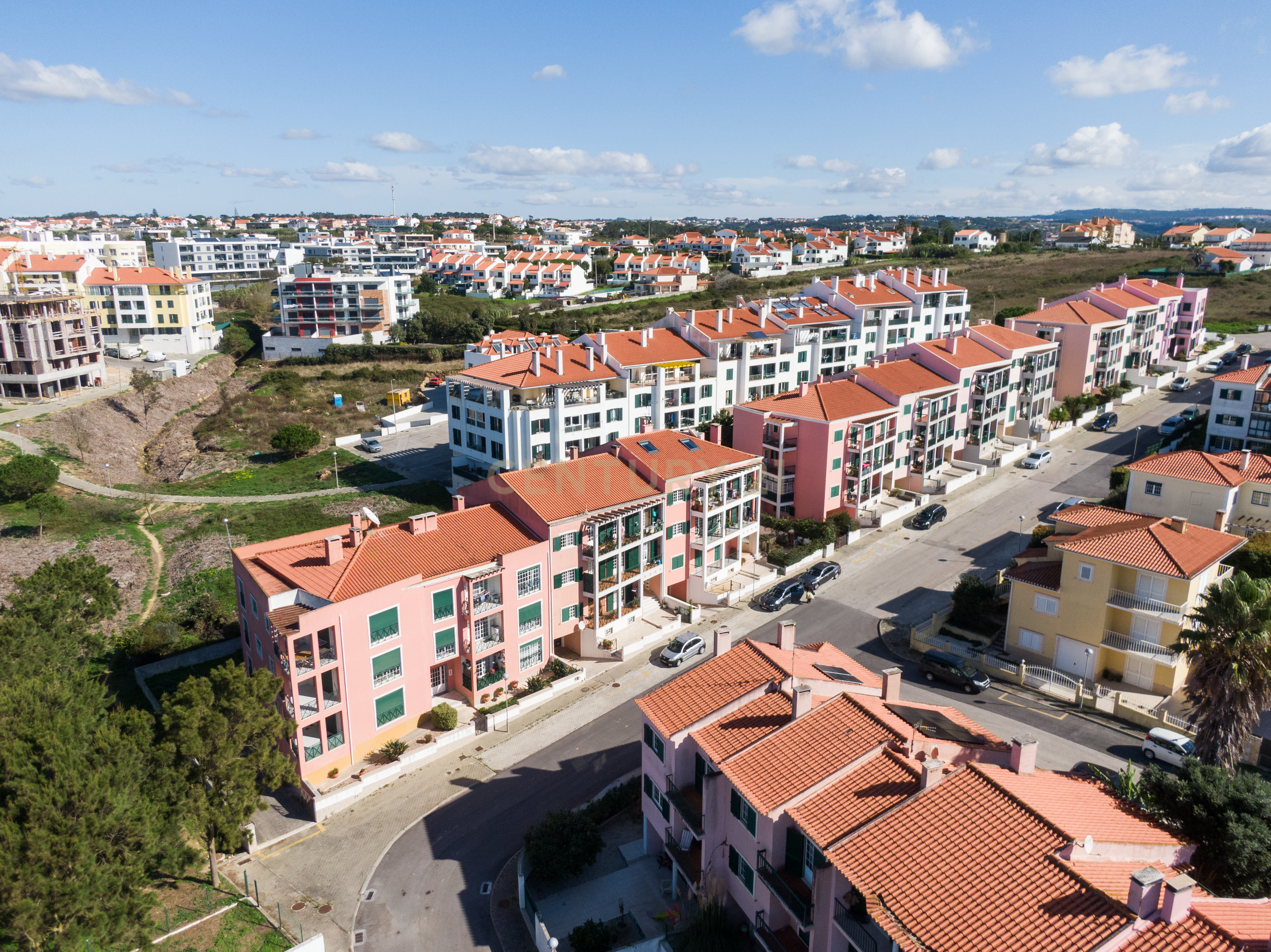 Apartamento T3 à venda na Ericeira, com vista mar e localização privilegiada. - Image 31