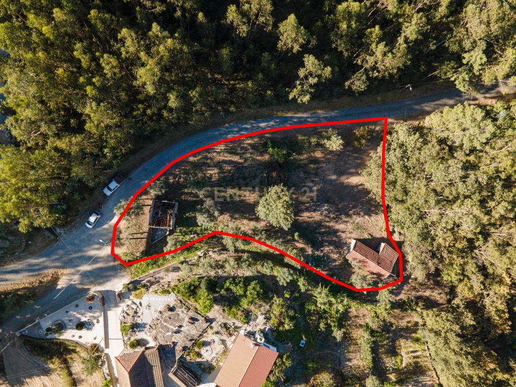 Moradia para reconstrução em Lardosa, Soalhães - Image 3