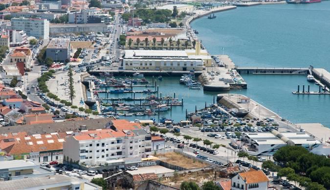 MORADIA EM SETÚBAL - Image 14