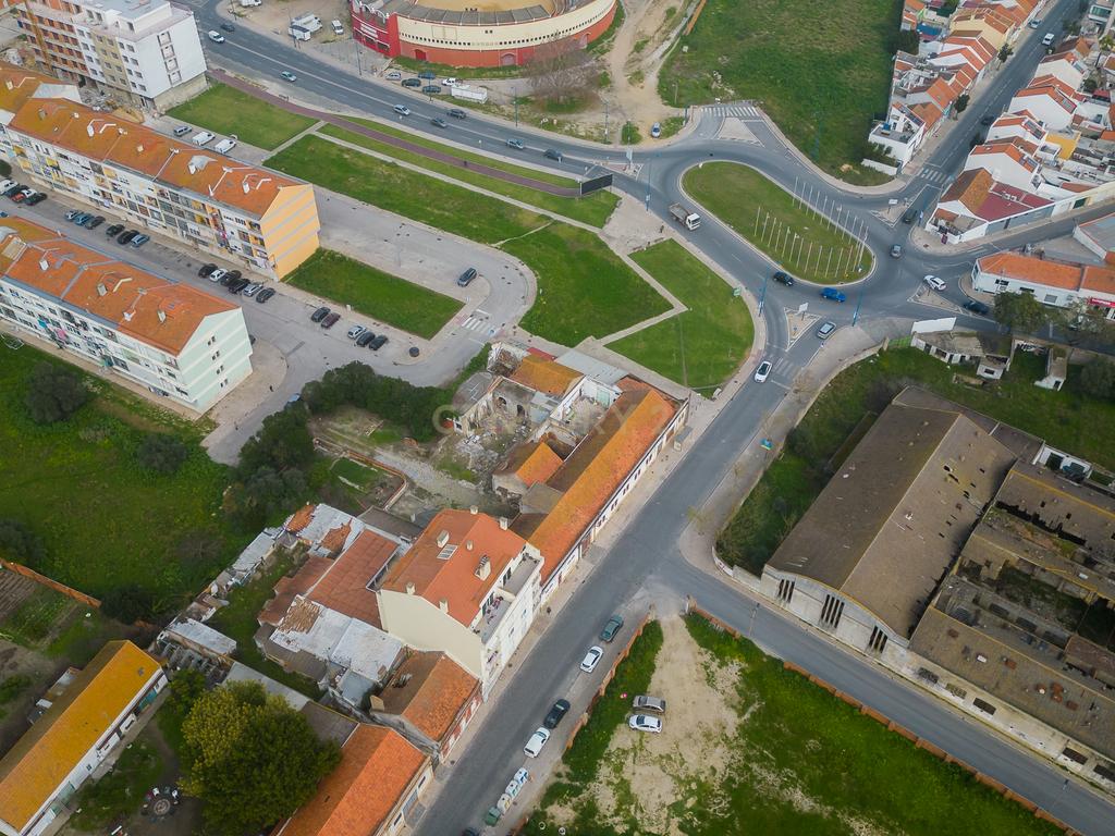 Terreno urbano com Edifício no Montijo para Habitação de 2432 m2 - Image 12