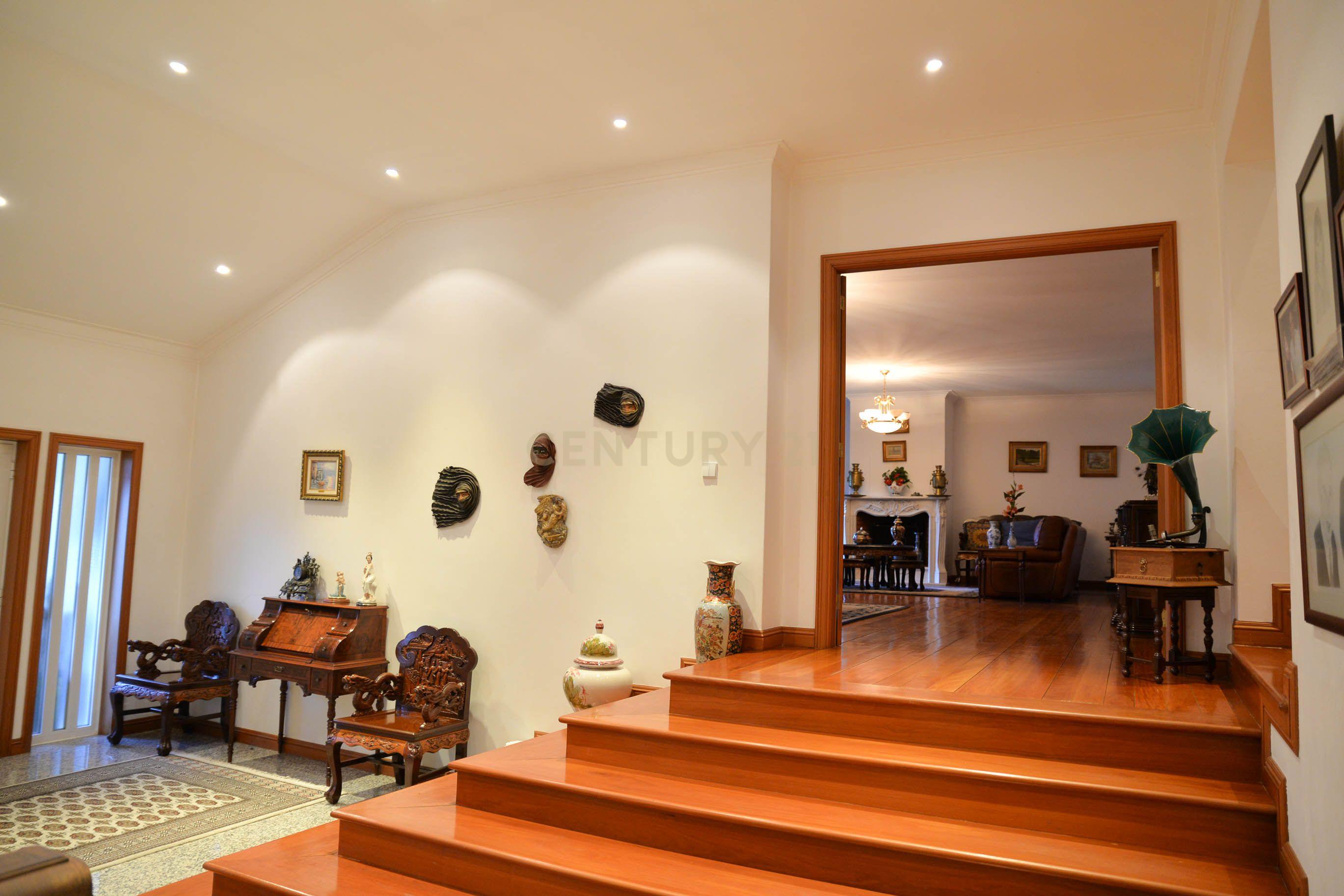 Moradia com três quartos situada numa propriedade em Monção. - Image 4