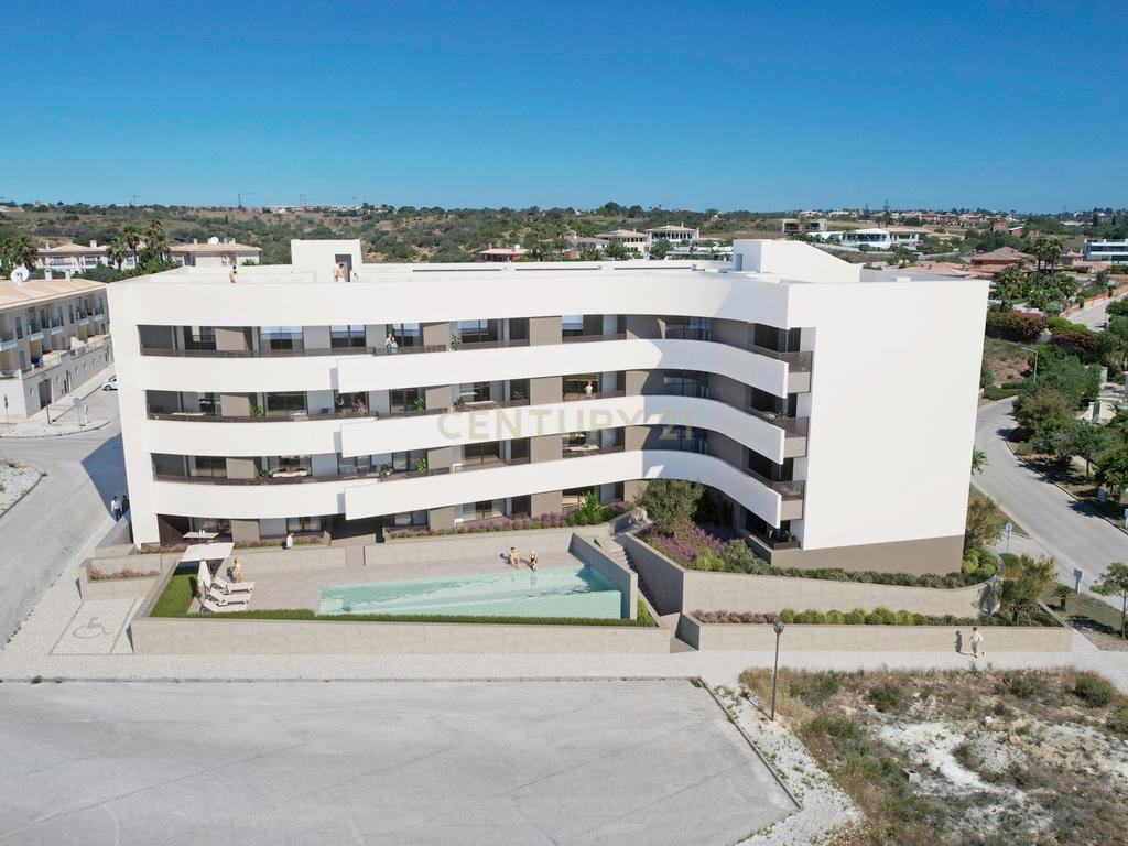 Apartamento Moderno T2 em construção no Porto de Mós em Lagos - Image 7