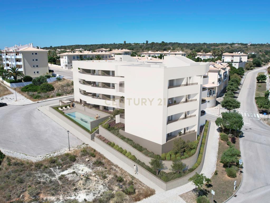Apartamento Moderno T2 em construção no Porto de Mós em Lagos - Image 18