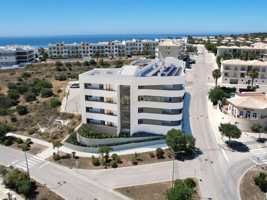 Apartamento Moderno T2 em construção no Porto de Mós em Lagos - Image 19