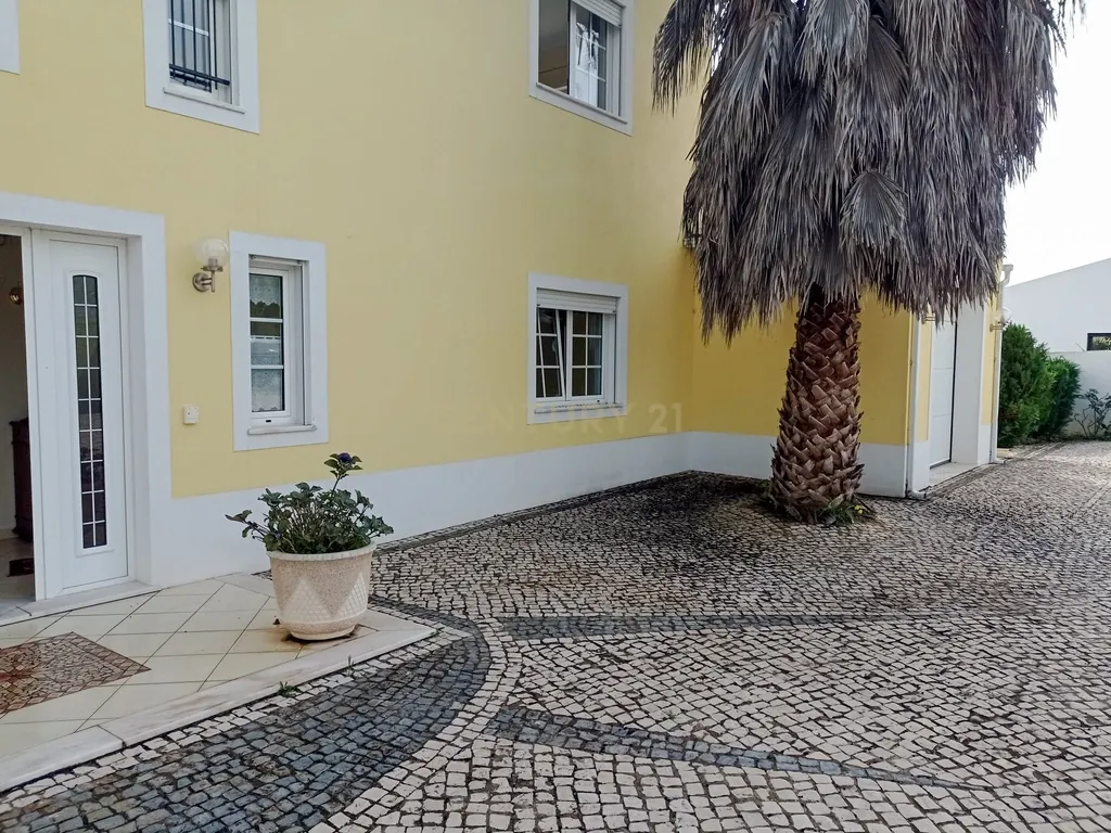 Moradia com Piscina, 4 Quartos, Espiche, Lagos - Image 2