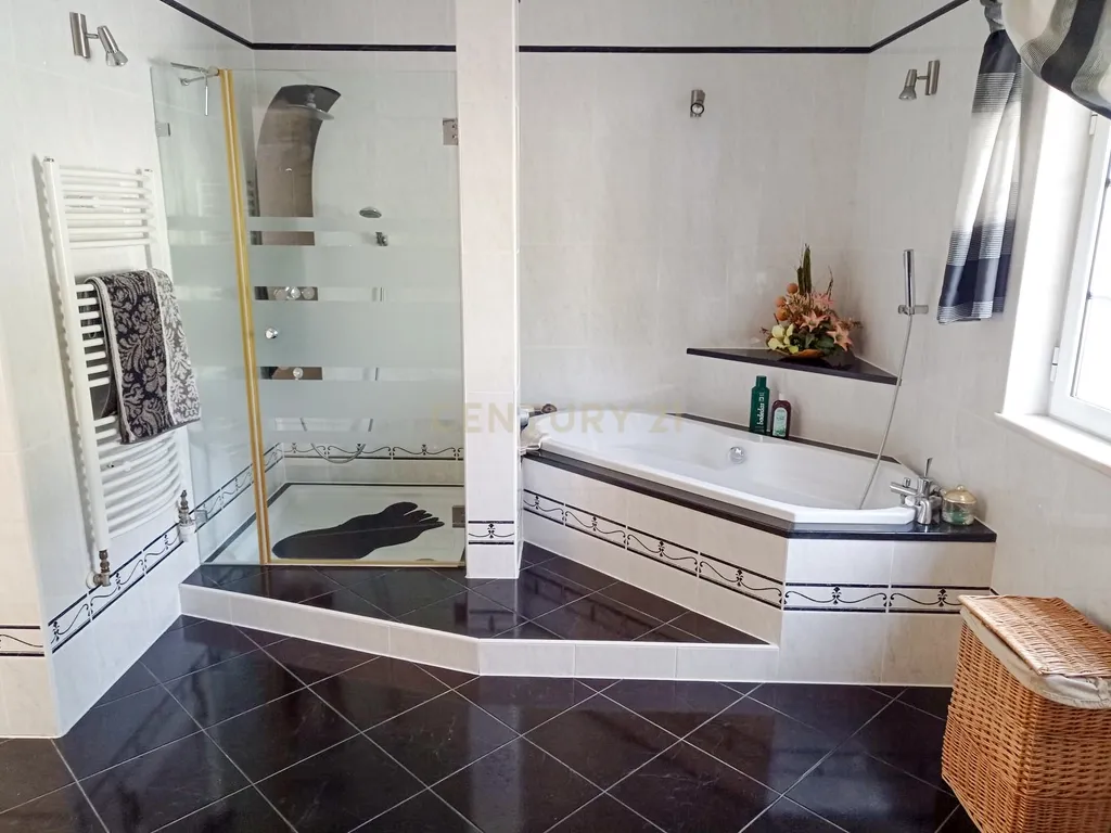 Moradia com Piscina, 4 Quartos, Espiche, Lagos - Image 10
