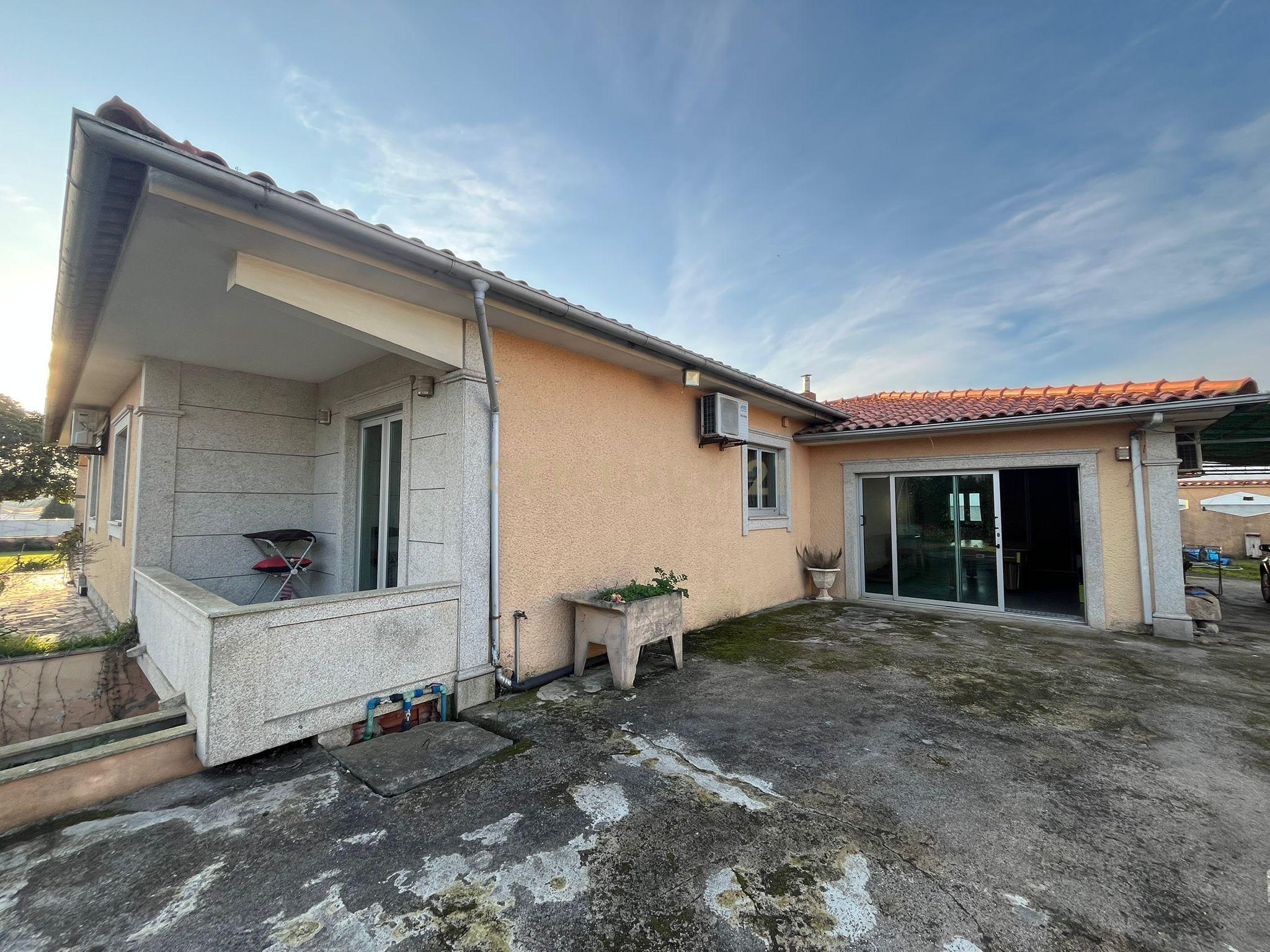 Moradia Térrea com Terreno de 7 343 em Gandra, Esposende - Image 13