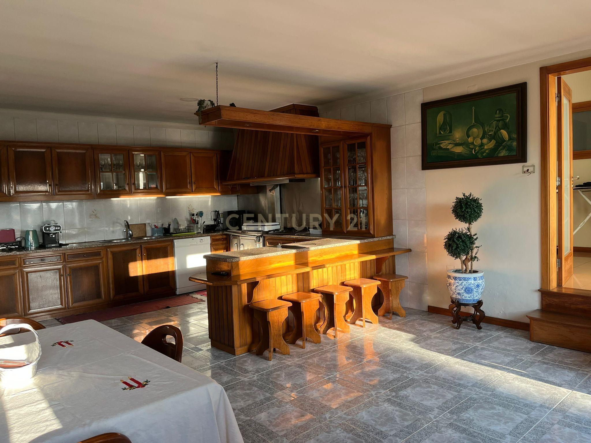 Moradia Térrea com Terreno de 7 343 em Gandra, Esposende - Image 36