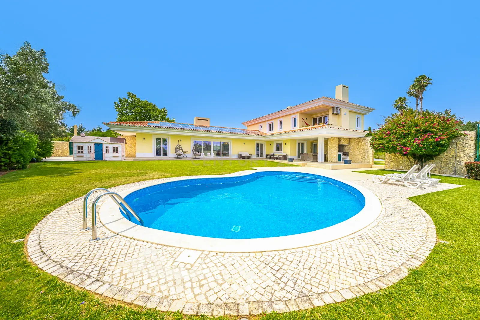 Moradia de luxo isolada com 600m2 | Quinta da Beloura - Image 28