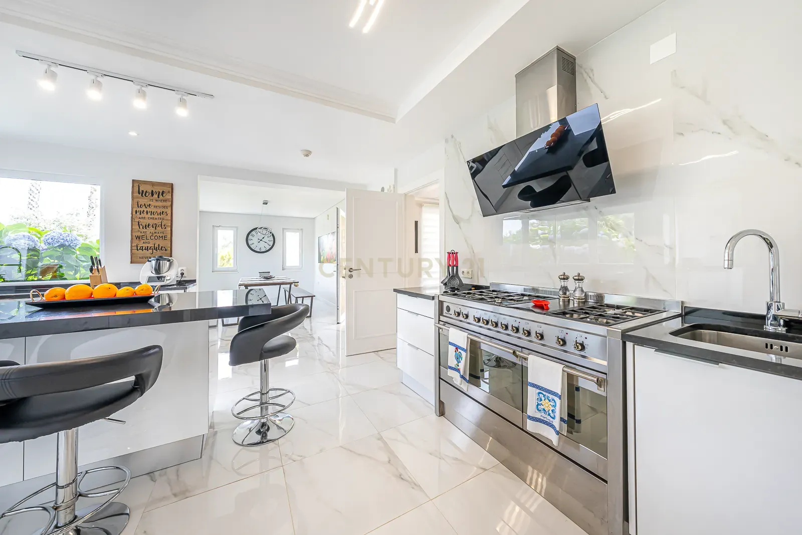 Moradia de luxo isolada com 600m2 | Quinta da Beloura - Image 8