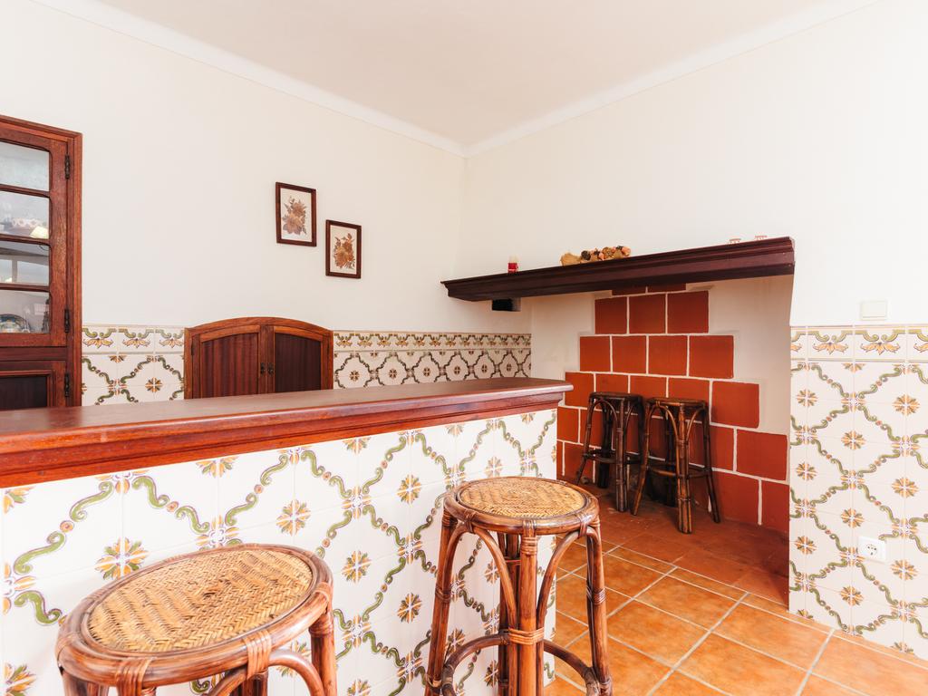 Moradia isolada a 10 minutos de Estremoz- T4, áreas generosas Ar condicionado Piscina, garagem, terreno com 5233m2 - Image 20