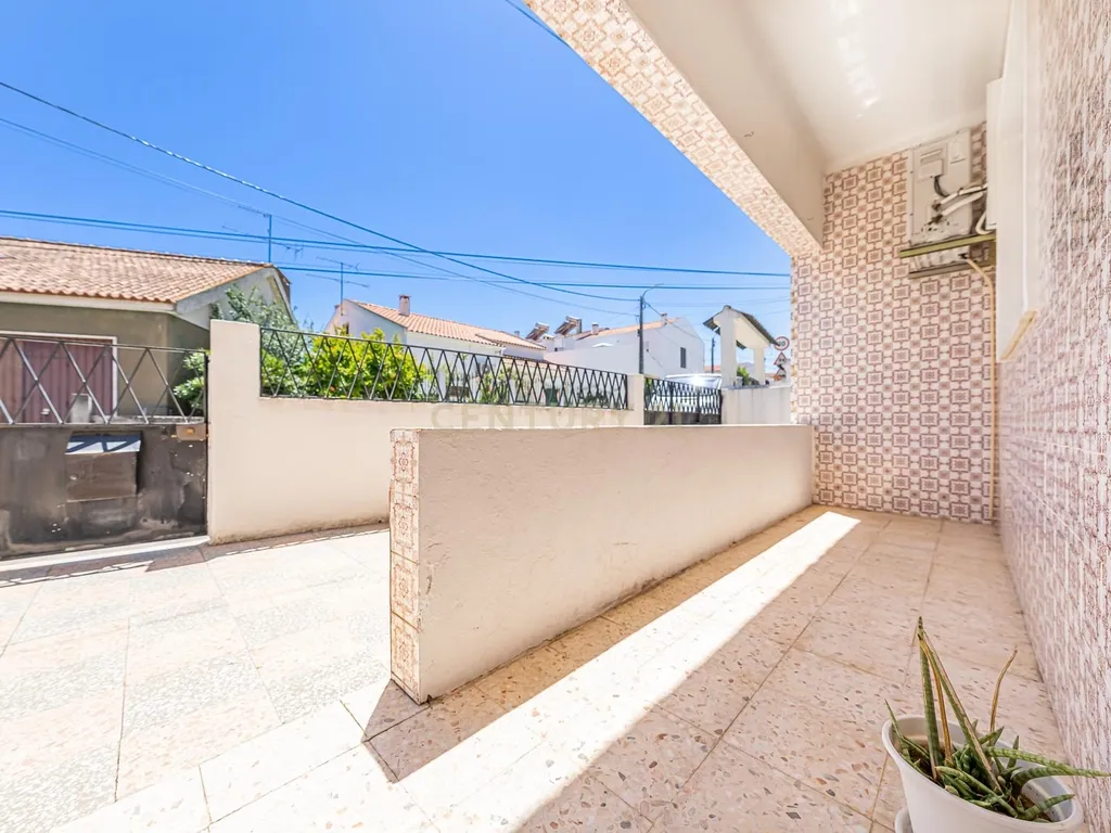 Moradia Bi Familiar T2+2 em Grândola - Image 25
