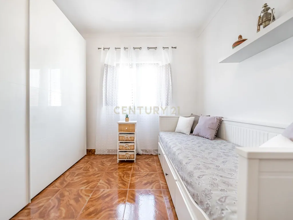 Moradia Bi Familiar T2+2 em Grândola - Image 16