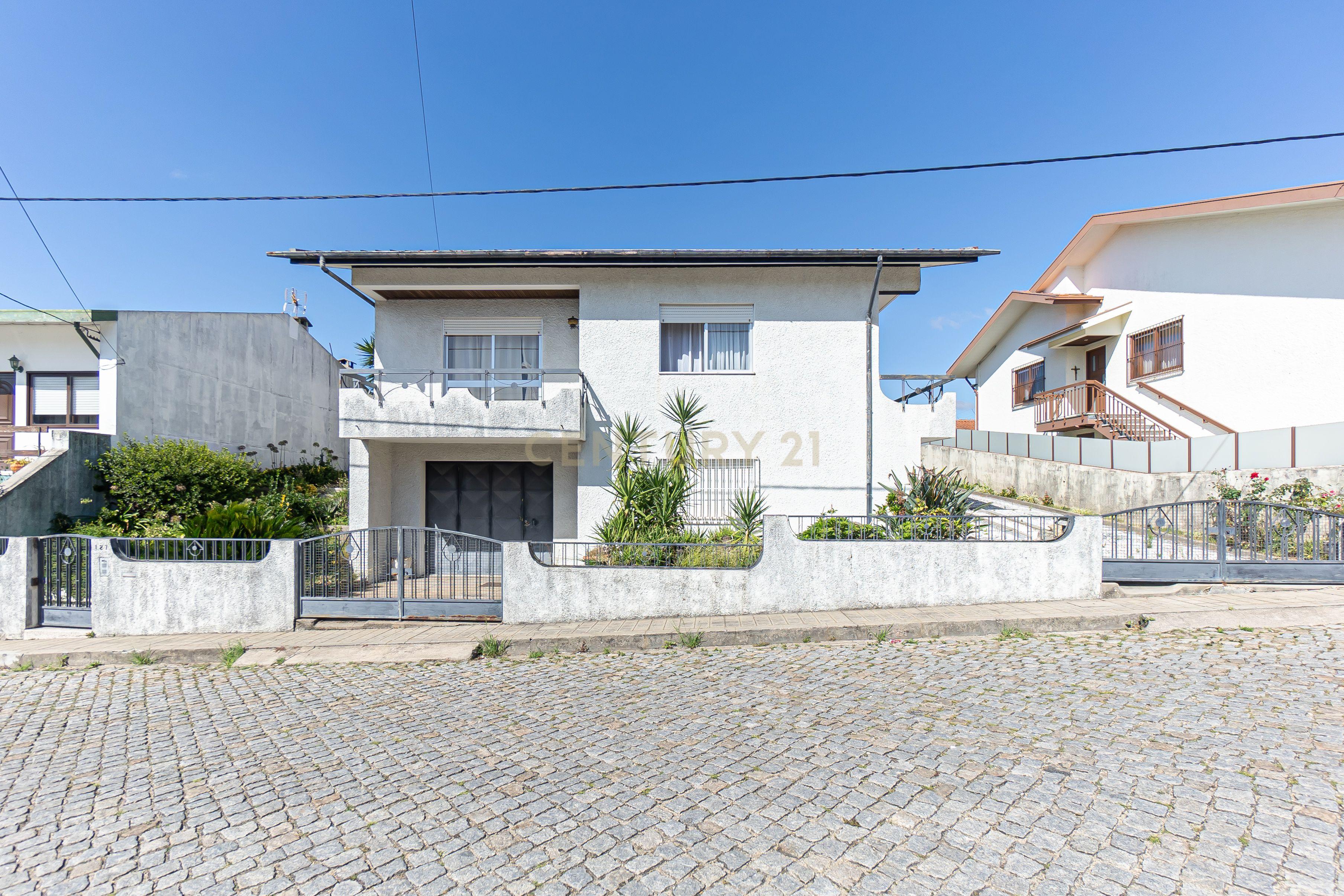Moradia Independente em Nogueira, Maia - Image 1