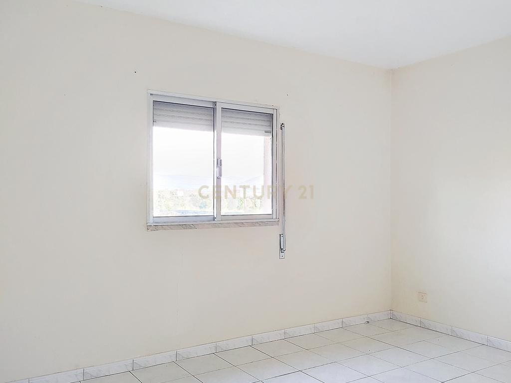 Moradia com 5 quartos em Santa Marta de Portuzelo com Amplo Espaço e Potencial - Image 29