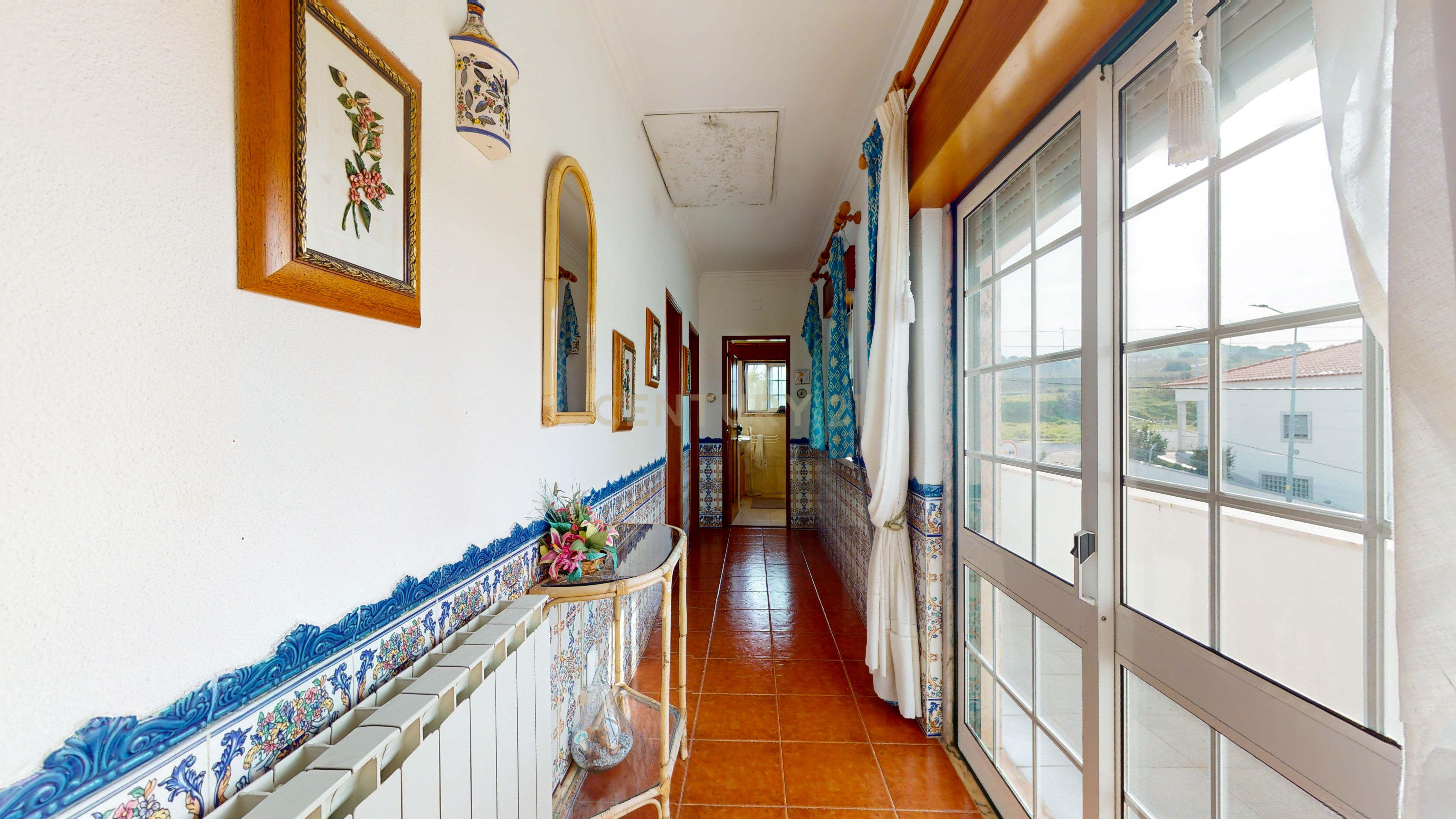 Moradia espaçosa, lugar tranquilo, em Lote de 1140m2 - Image 8