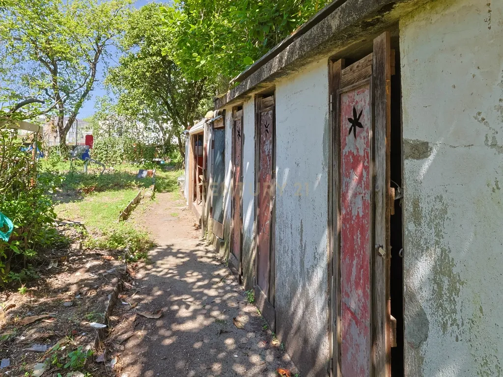Moradia para reabilitação com projecto ou viabilidade para construção em altura - Image 6