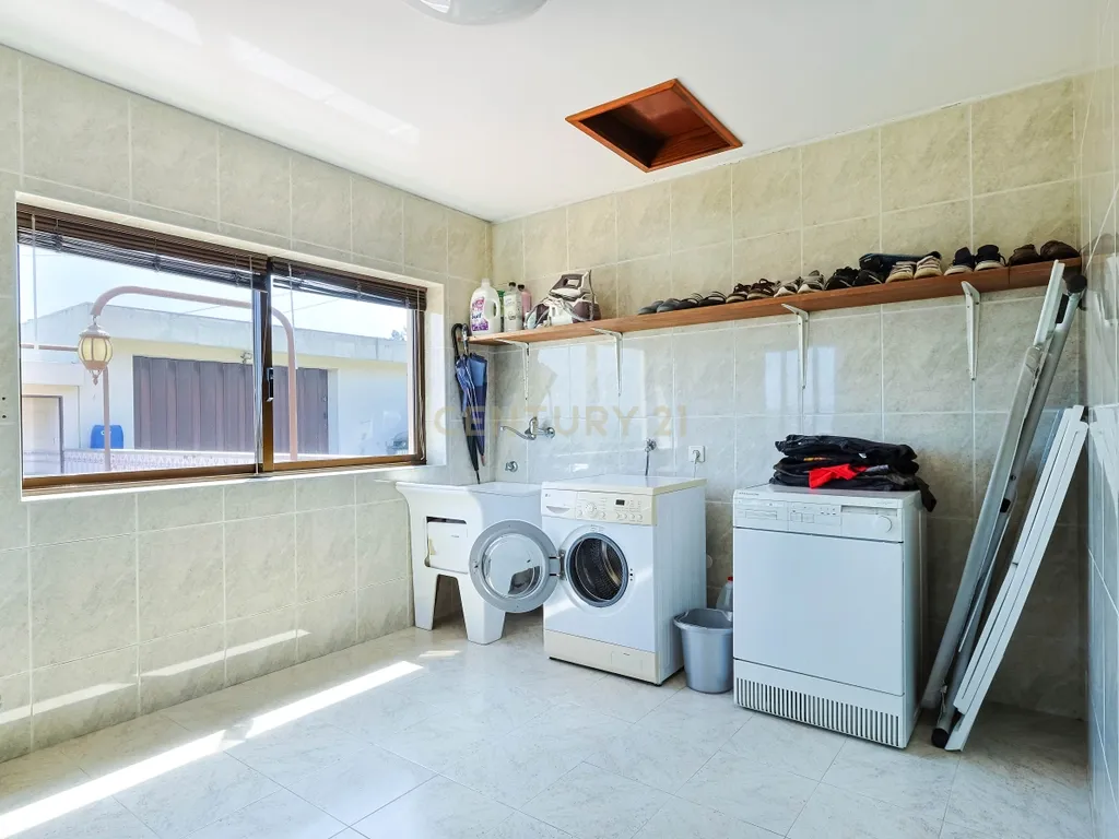 Moradia T4 em Fornelo Vairão - Vila do Conde - Image 42