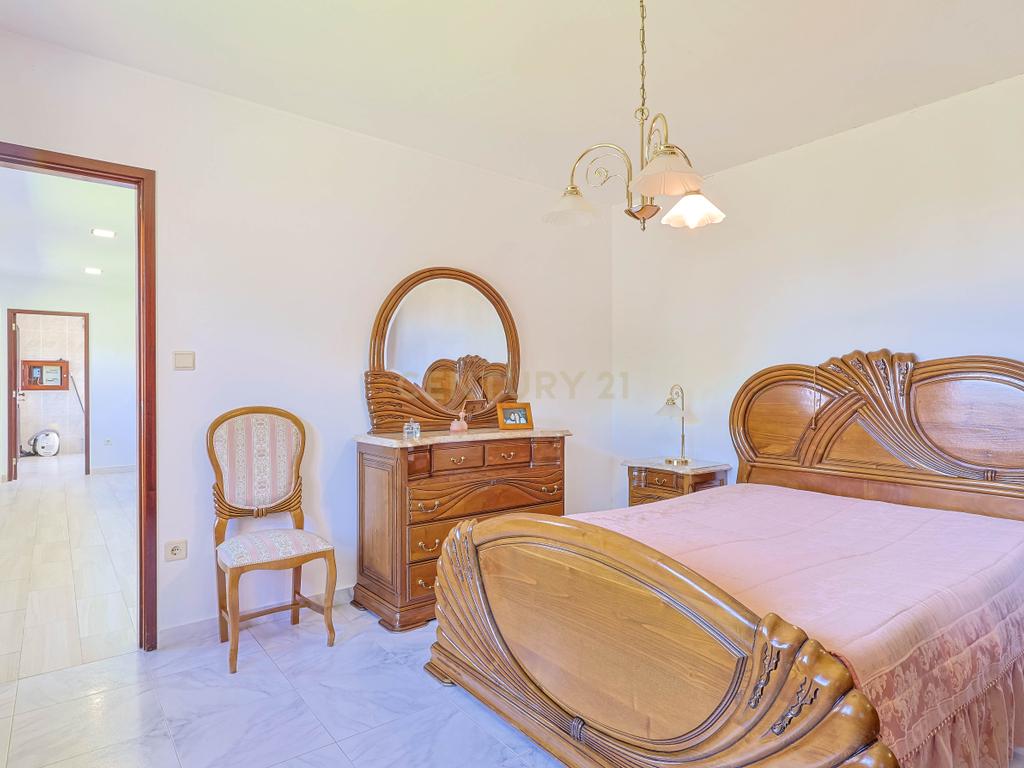 Moradia T4 em Fornelo Vairão - Vila do Conde - Image 39