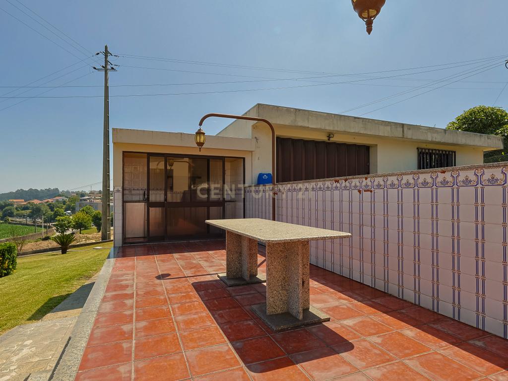 Moradia T4 em Fornelo Vairão - Vila do Conde - Image 46