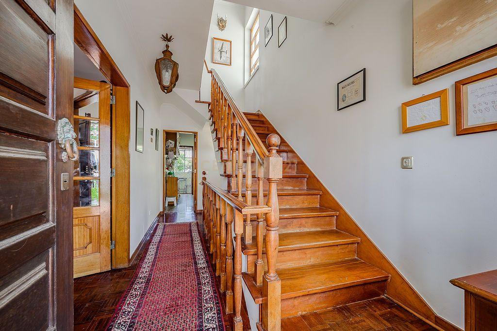 Moradia para Remodelar em São Pedro do Estoril - Image 8