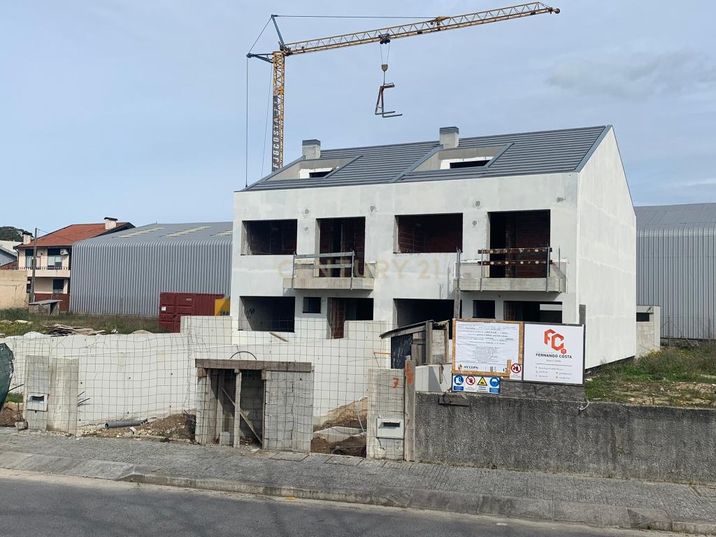 Lote 1 junto à Rua Oriental e A28, para construção de moradia  - Image 9
