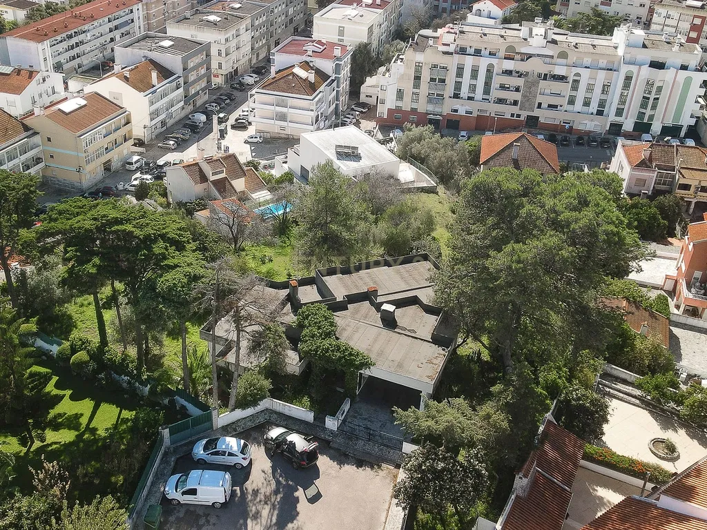 Moradia Contemporânea dos Anos 70 em Brancanes, Setúbal - Image 43