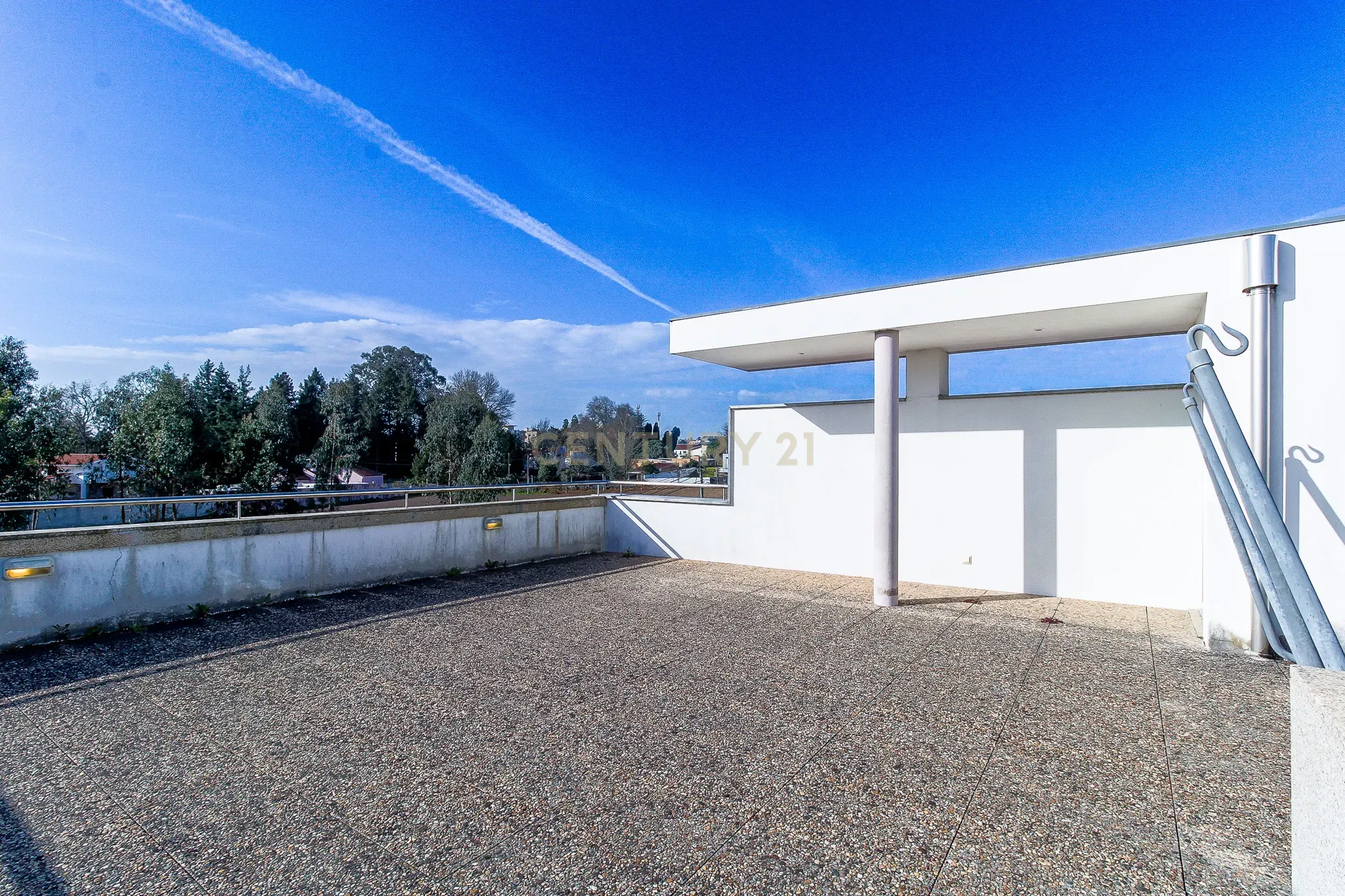 Moradia Isolada T4, com 3 Suites - EXCLUSIVO - sita no Castelo da Maia - Image 23