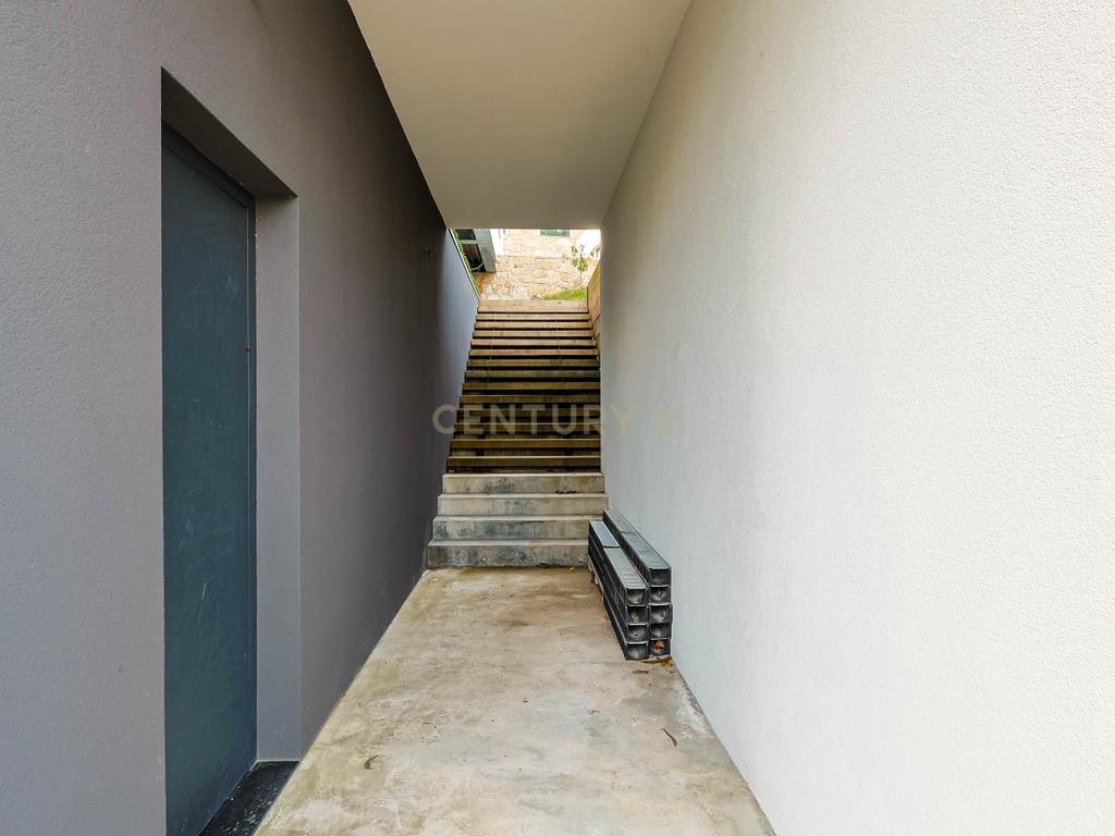 Moradia ímpar 4 frentes em Vila Verde, Braga – Nova Construção - Image 7