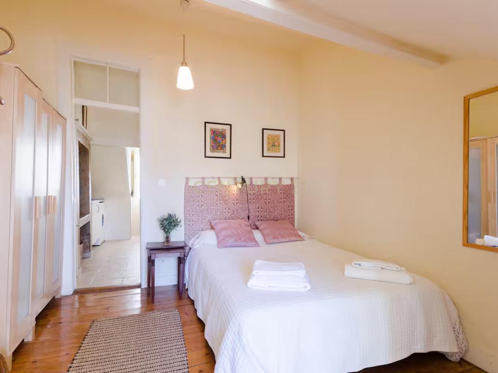 Apartamento T2 à venda na Rua da Mouraria - Image 21