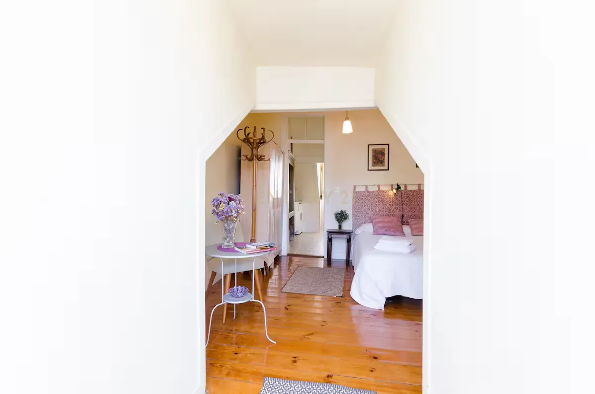 Apartamento T2 à venda na Rua da Mouraria - Image 12