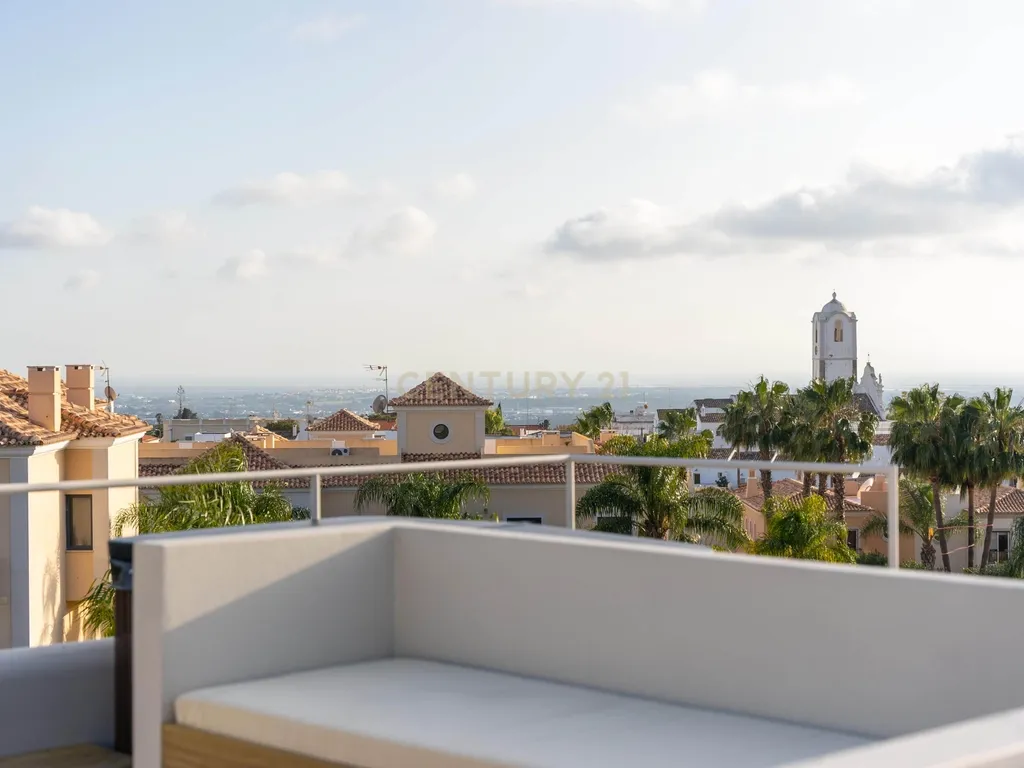 Nova construção De Moradias Independentes T3 Em Santa Bárbara De Nexe - Image 28