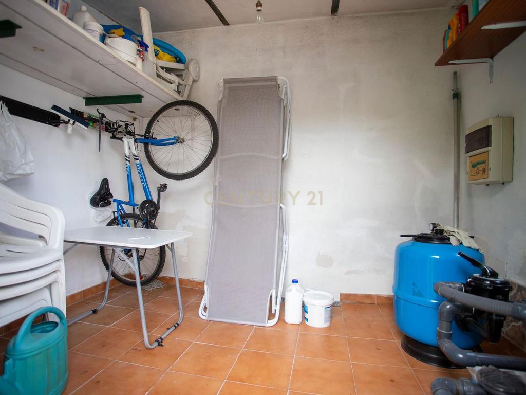 undefined - Image 6