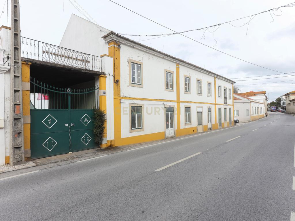 Prédio Misto - Chamusca - Image 27