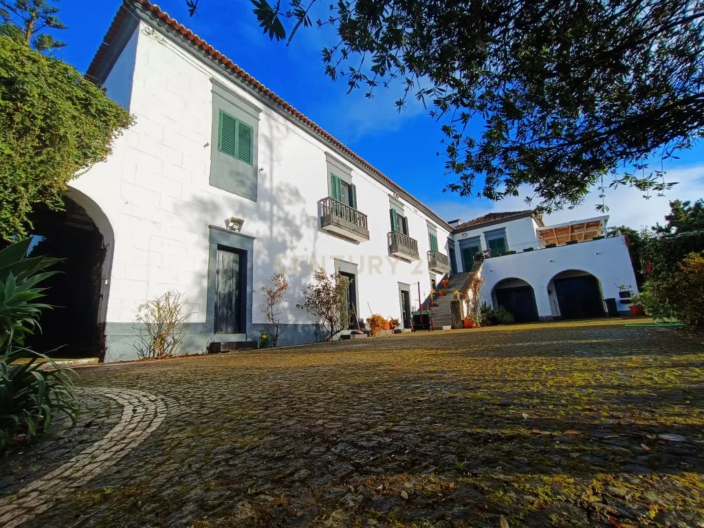 Solar Nobre do Século XVII com Potencial de Desenvolvimento – Livramento, Ponta Delgada, Açores - Image 3