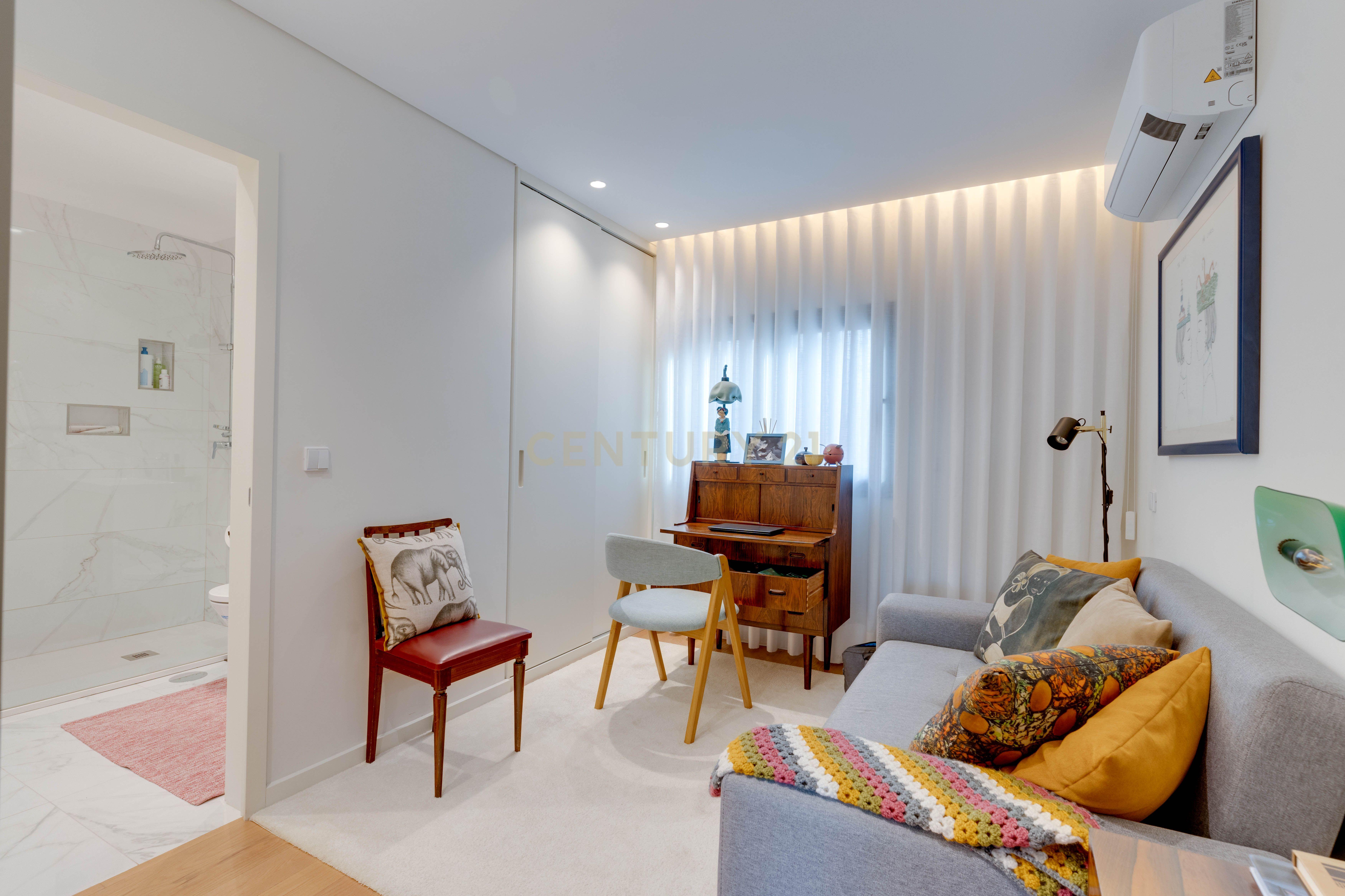 Apartamento T3 Duplex Exclusivo em Espinho – Modernidade e Conforto à Beira-Mar - Image 8