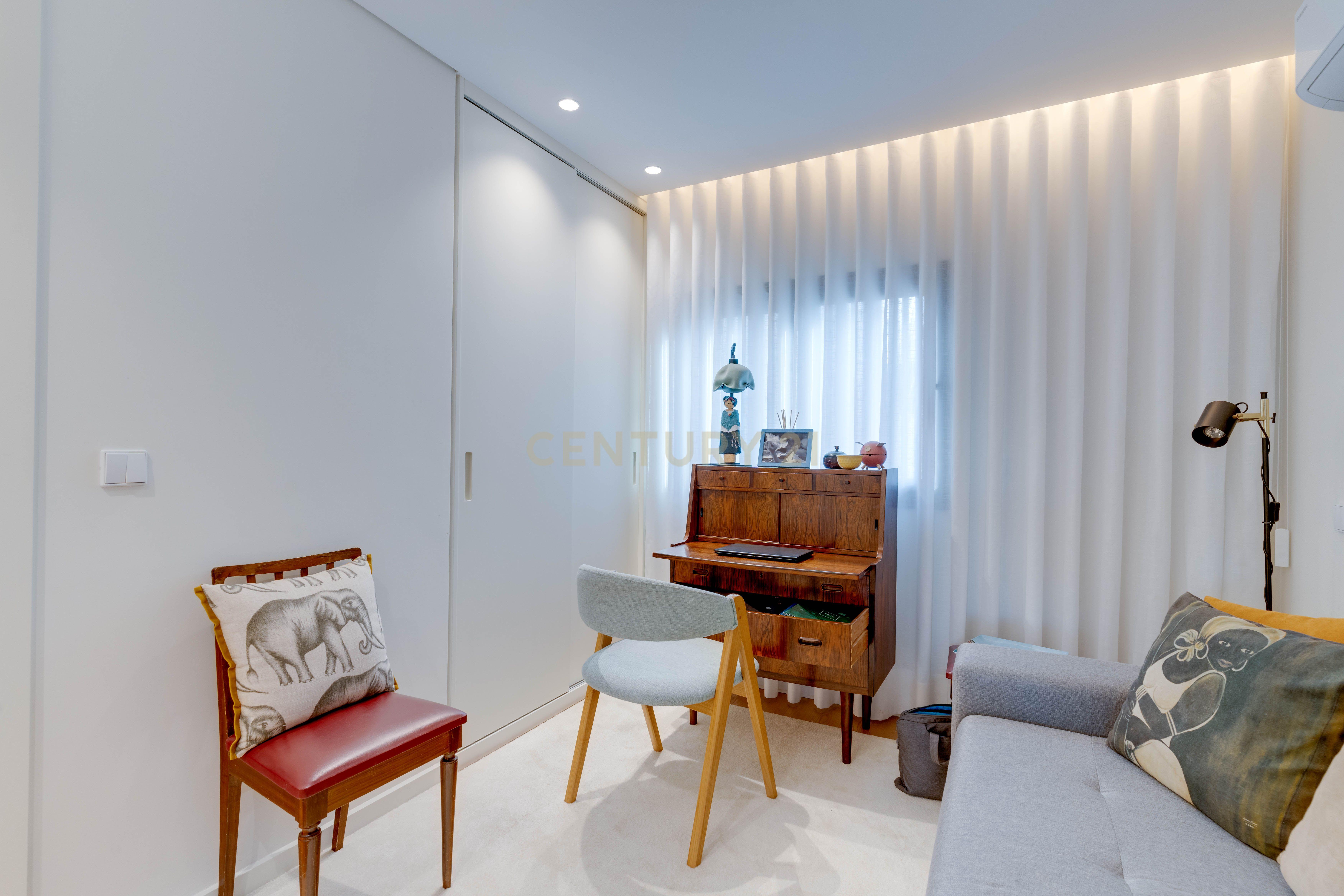 Apartamento T3 Duplex Exclusivo em Espinho – Modernidade e Conforto à Beira-Mar - Image 9