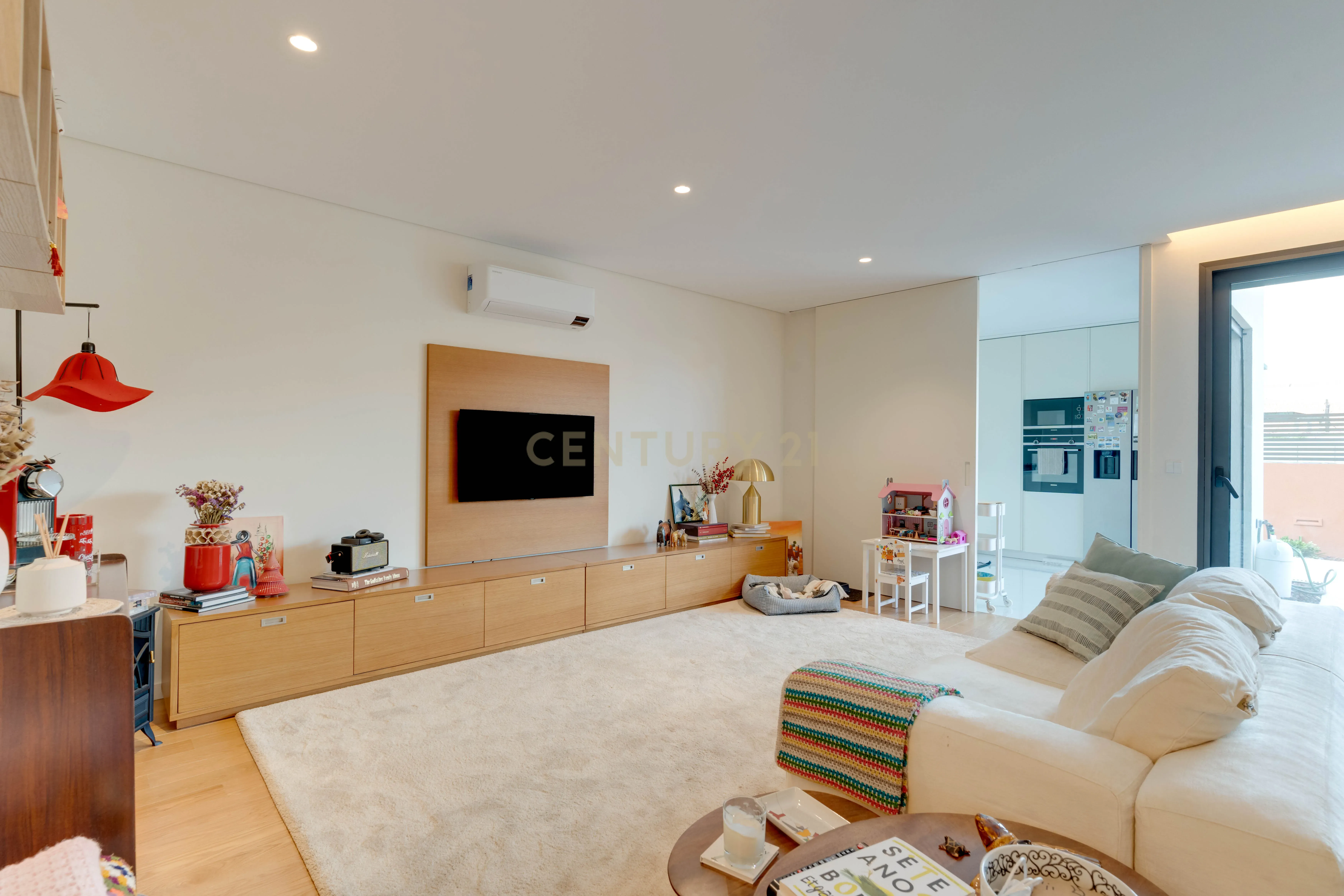 Apartamento T3 Duplex Exclusivo em Espinho – Modernidade e Conforto à Beira-Mar - Image 5
