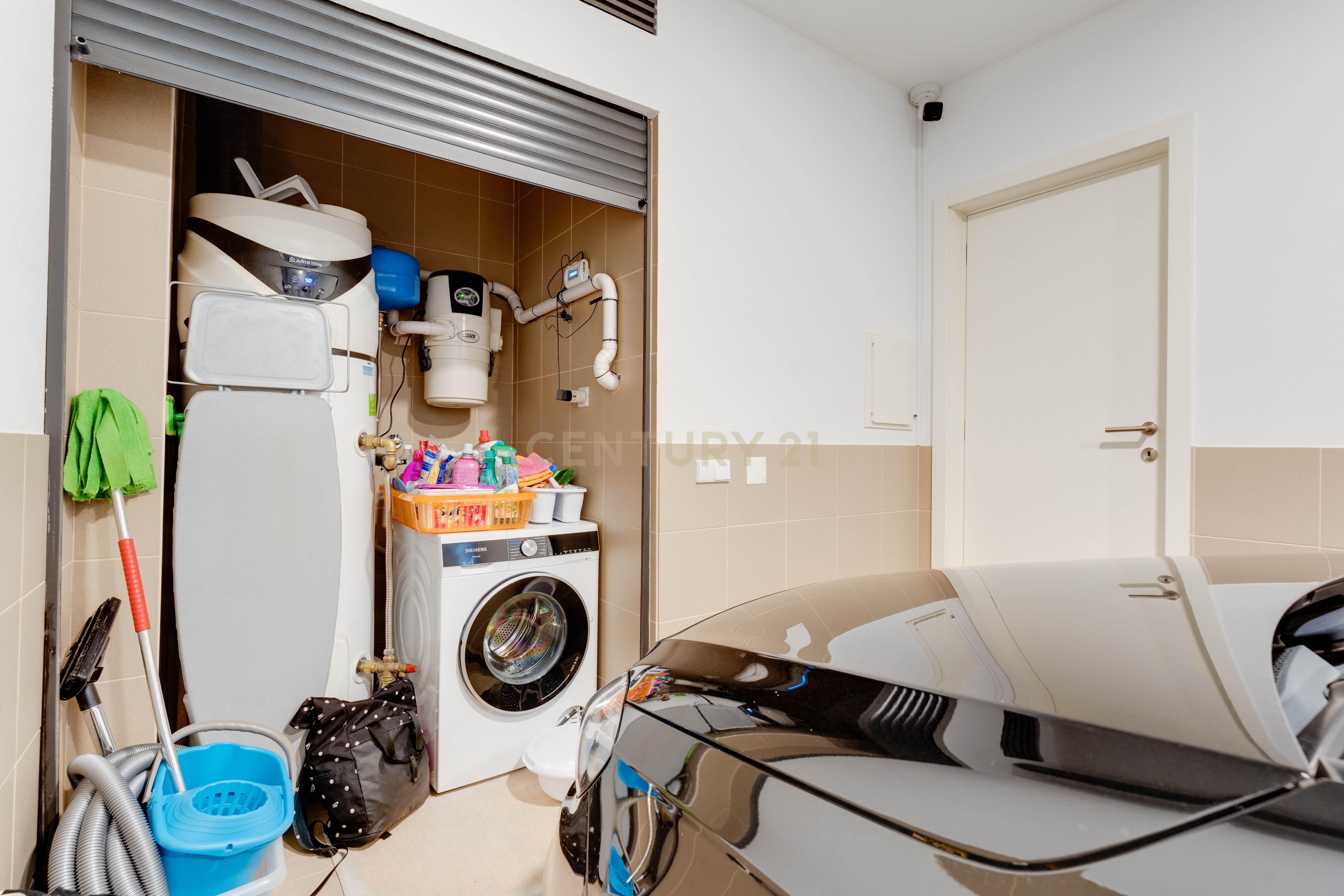 Apartamento T3 Duplex Exclusivo em Espinho – Modernidade e Conforto à Beira-Mar - Image 12