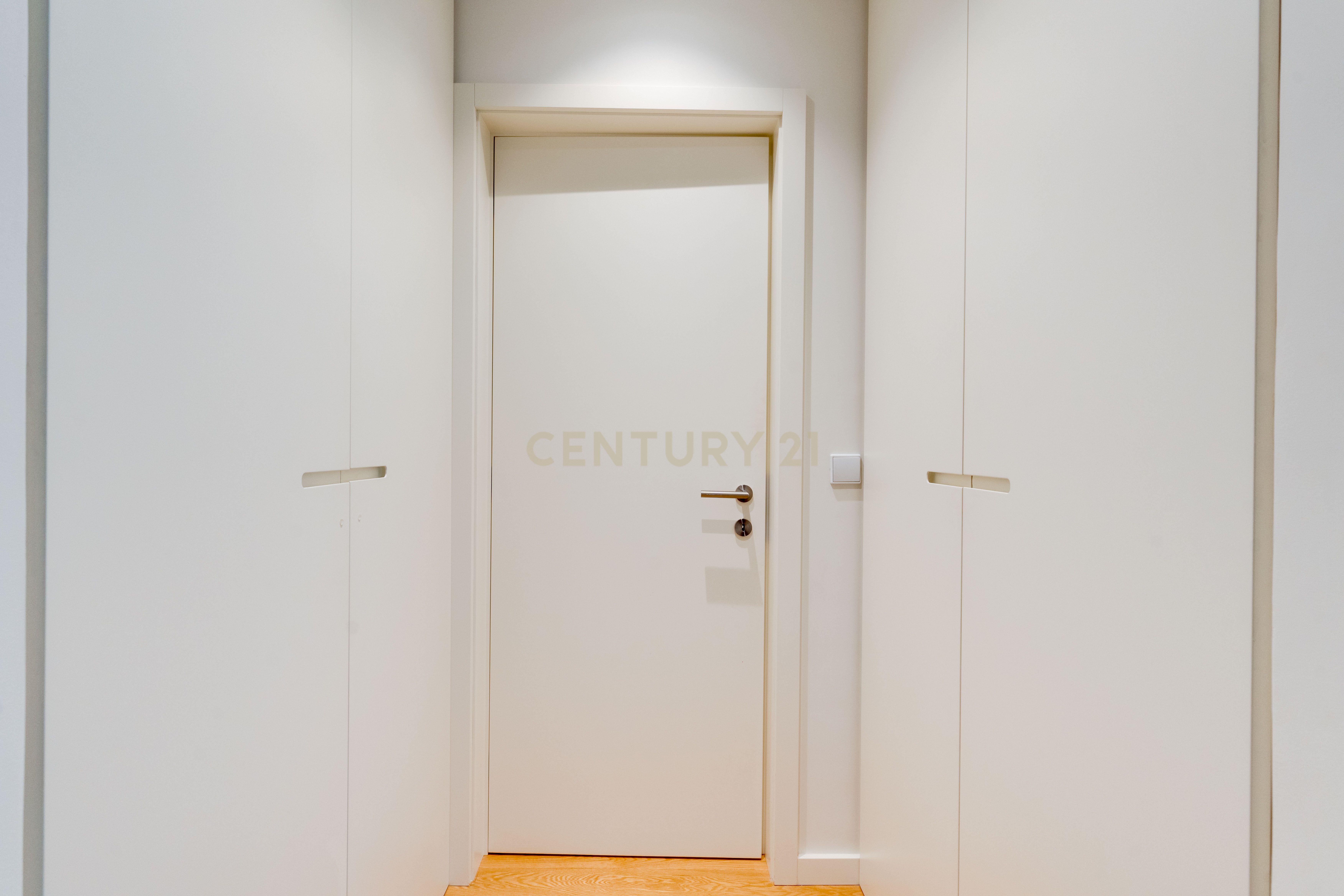 Apartamento T3 Duplex Exclusivo em Espinho – Modernidade e Conforto à Beira-Mar - Image 23