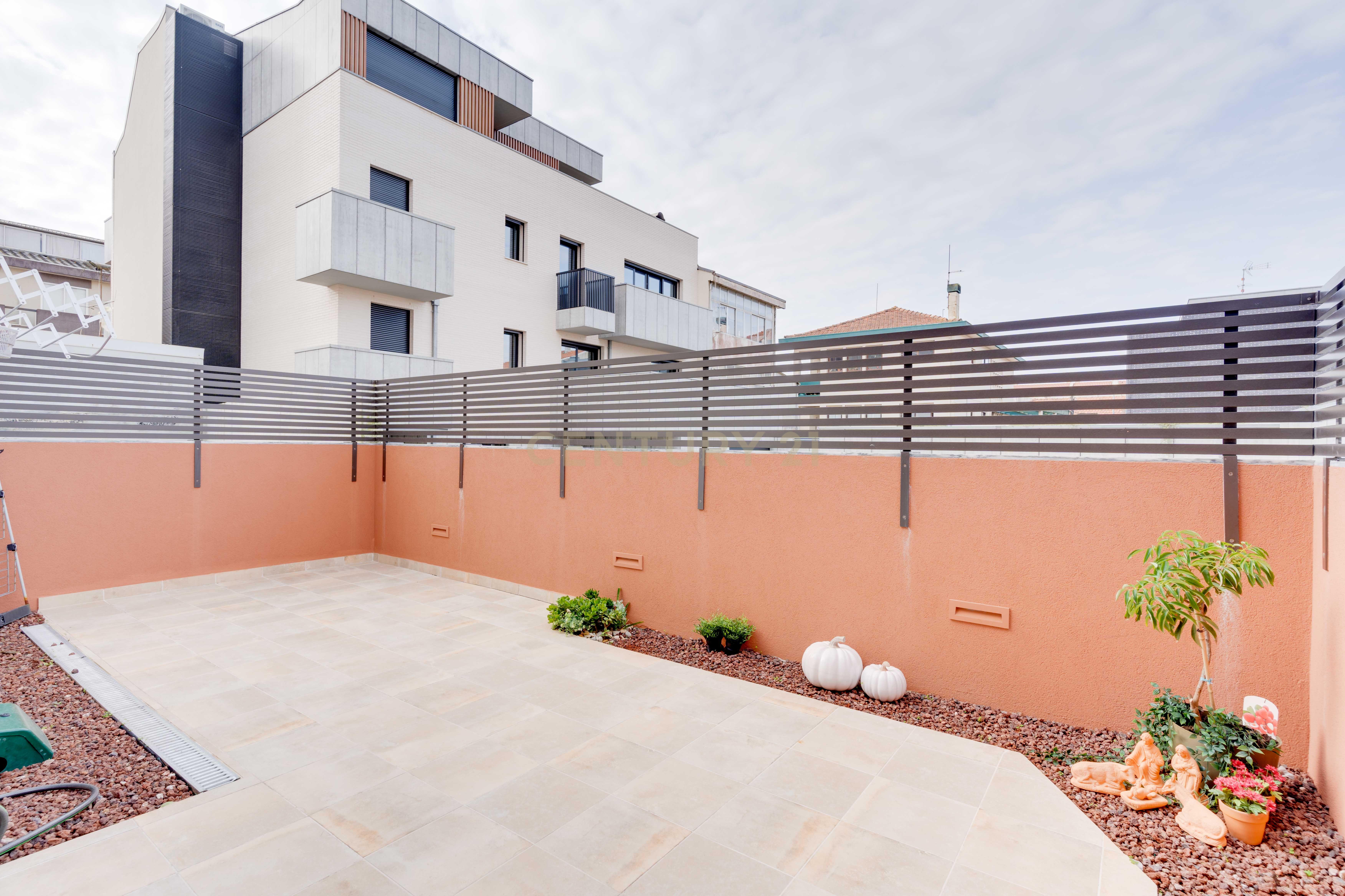 Apartamento T3 Duplex Exclusivo em Espinho – Modernidade e Conforto à Beira-Mar - Image 28