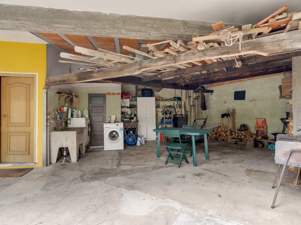 Quinta com 2 Habitações, Terreno e Pomar - Image 8