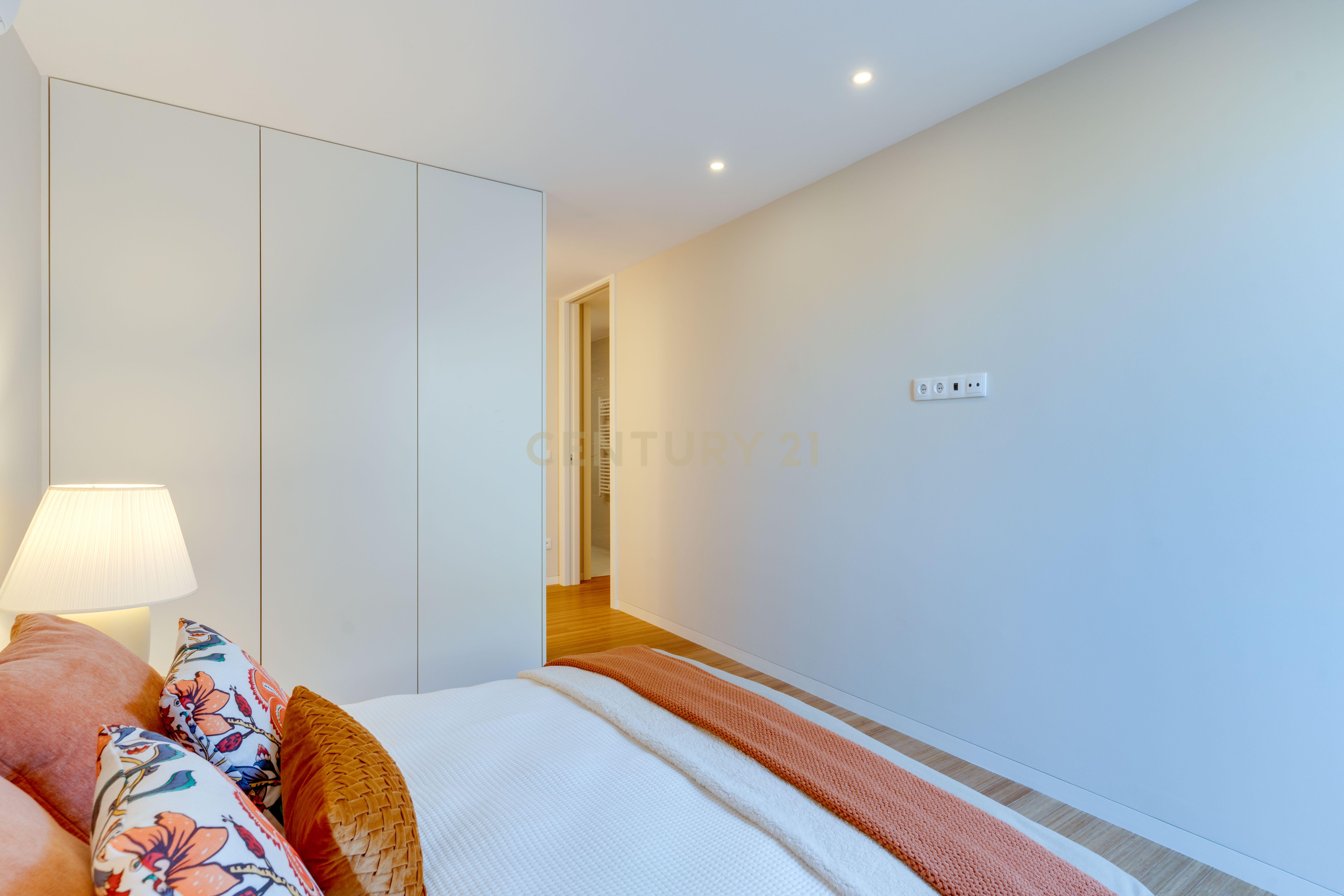 Apartamento T3 de 163mt - Centro de Espinho por 1500€/mês - Image 9