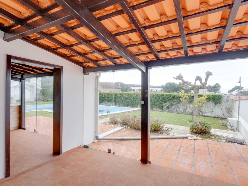 Moradia  T6 com Piscina em São Félix da Marinha - Image 6