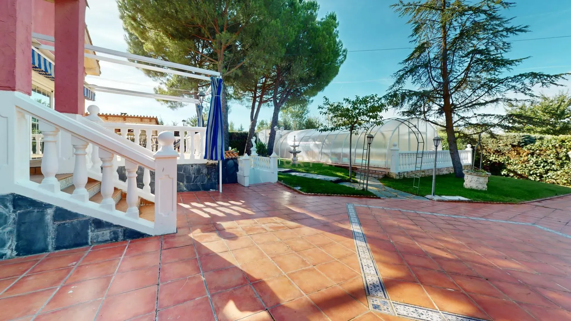 undefined - Image 4