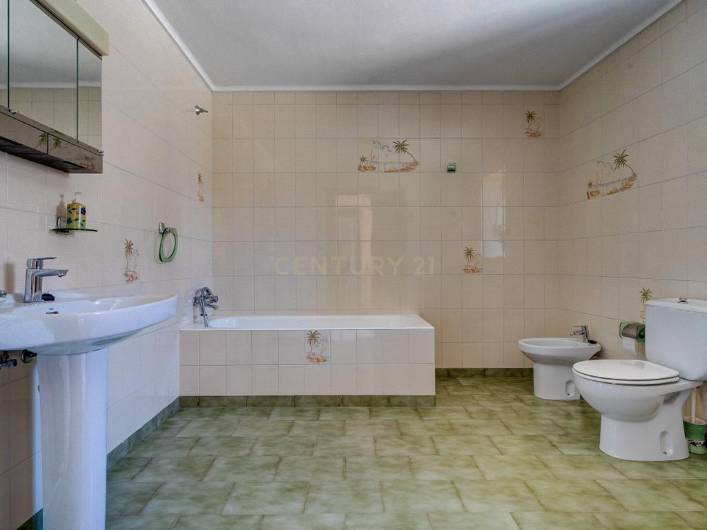 undefined - Image 43