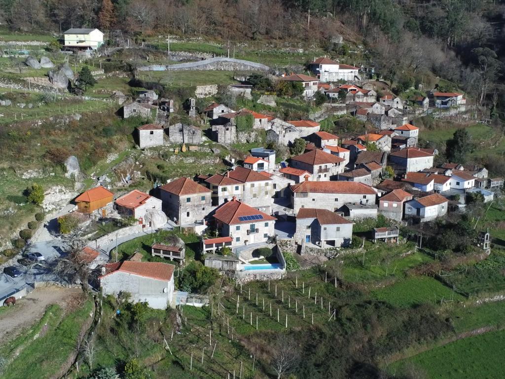 Magnífica Casa em Pedra no Gerês – Um Refúgio Único na Natureza - Image 6
