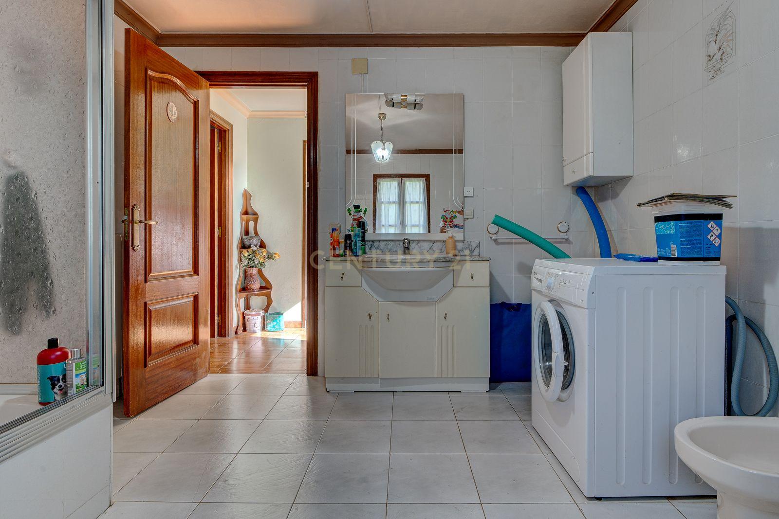 undefined - Image 29