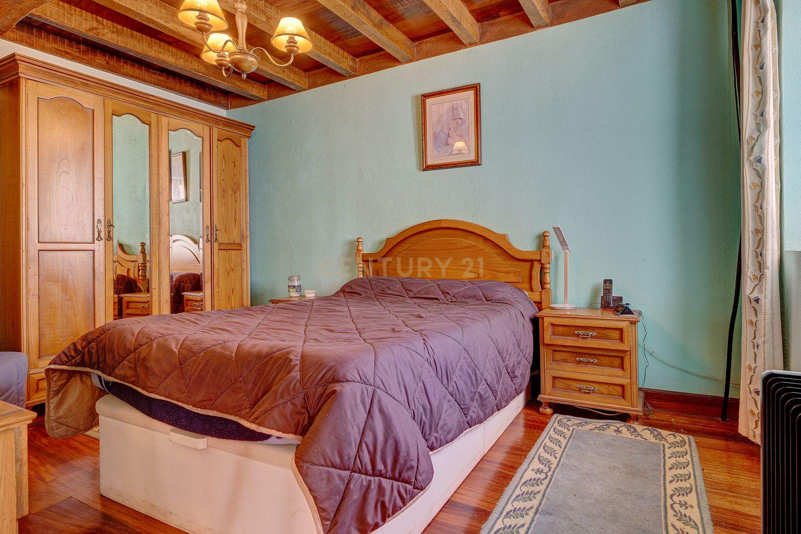 undefined - Image 40