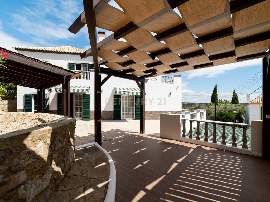 Moradia Isolada T4 na Colina da Asseca a Apenas 1km da Ponte Romana, no Centro de Tavira - Image 23